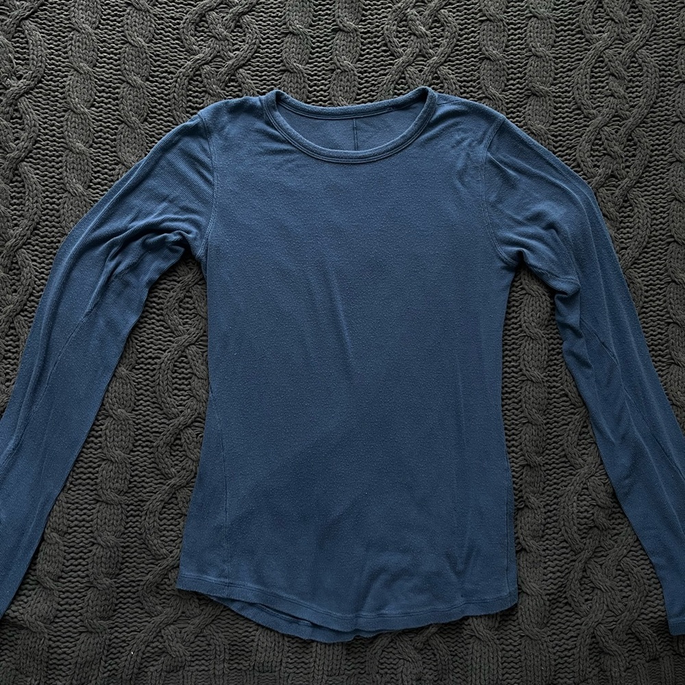 Lululemon - hold tight long-sleeve shirt